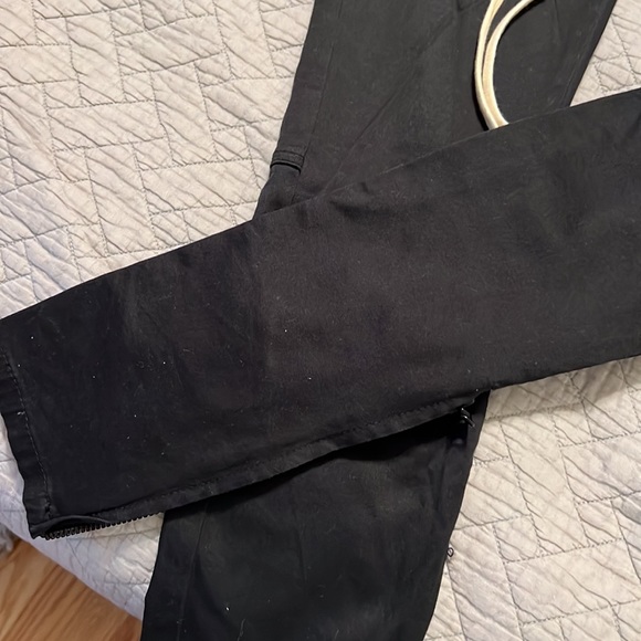 Joggers - Picture 3 of 6